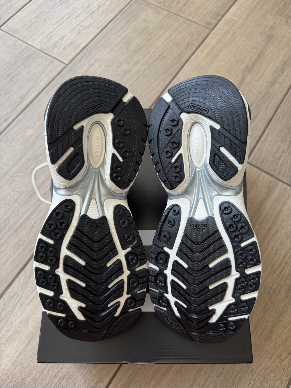 Adidas ADISTAR XLG 2.0 SHOES - Picture 8 of 8